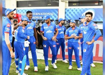 RCB के खिलाफ मैच से पहले ही DC को लगा बड़ा झटका, टीम का एक खिलाड़ी वापस लौटा अपने घर